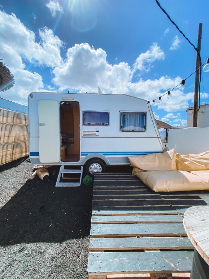 Glamping Caravan Lanzarote Tinajo Bagian luar foto