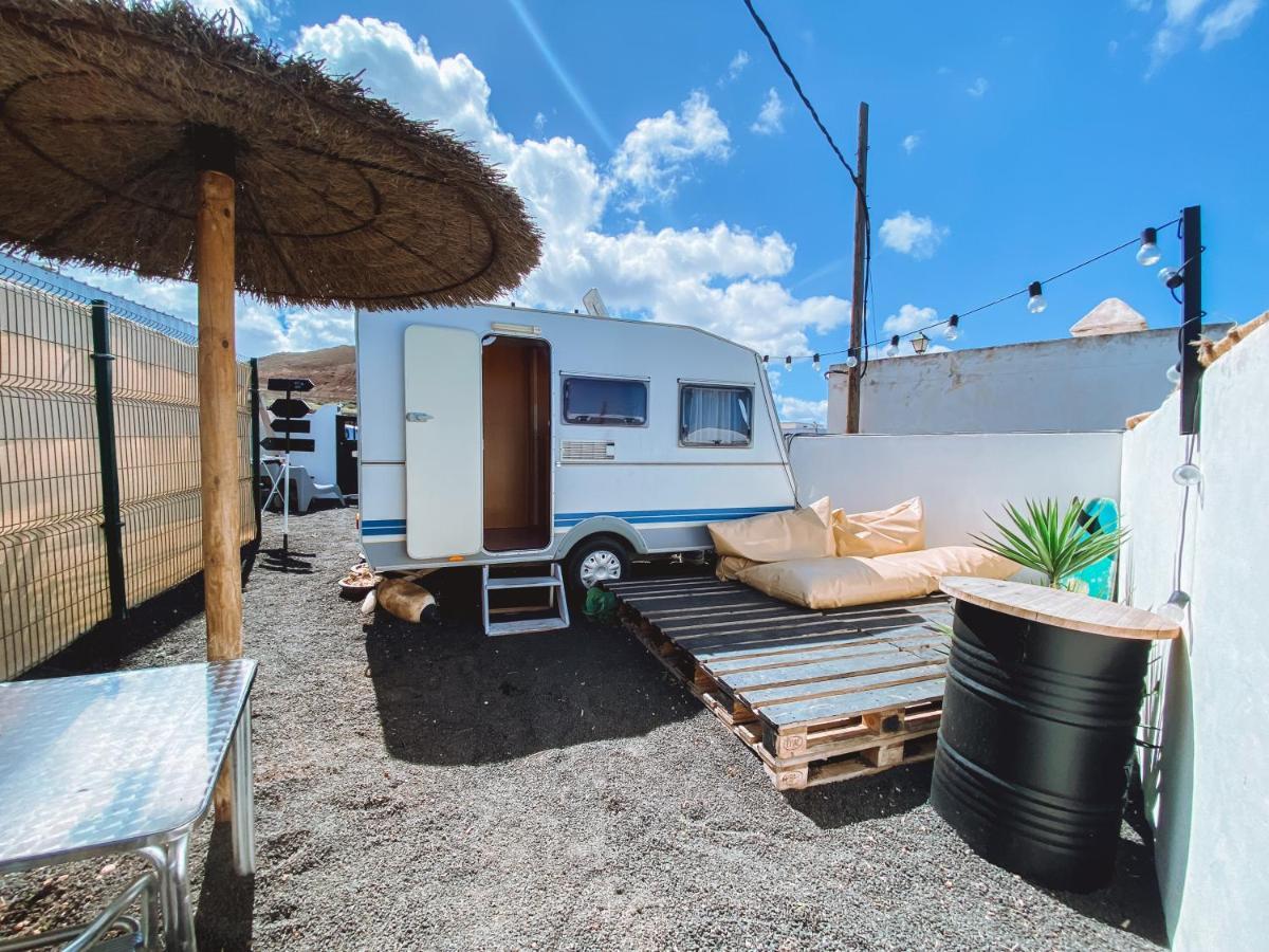 Glamping Caravan Lanzarote Tinajo Bagian luar foto