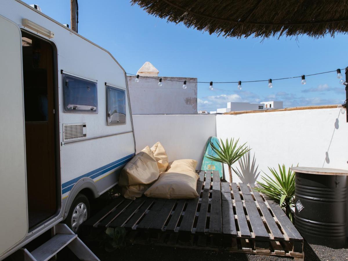 Glamping Caravan Lanzarote Tinajo Bagian luar foto
